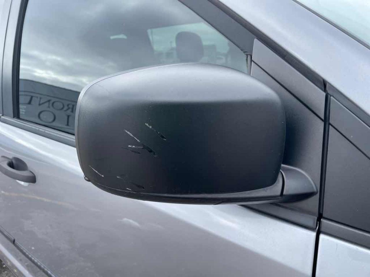 2014 Dodge Grand Caravan SE Photo