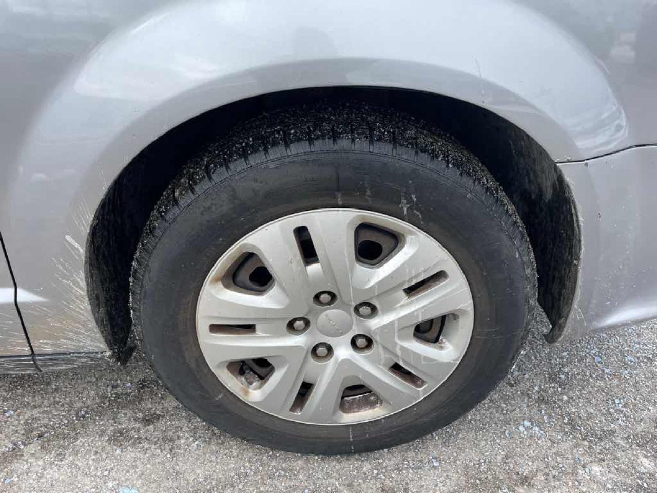 2014 Dodge Grand Caravan SE Photo