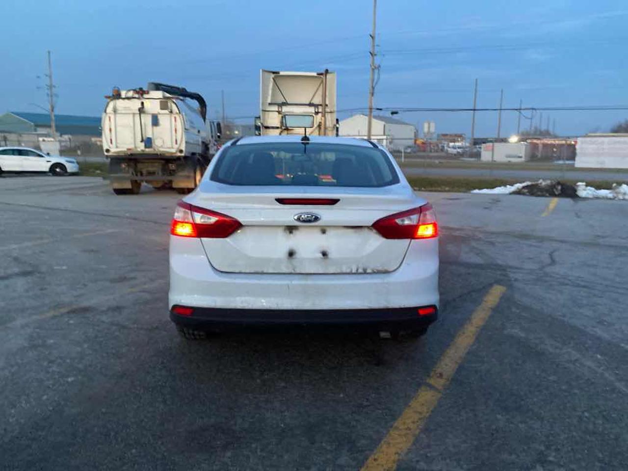 2012 Ford Focus SE Photo