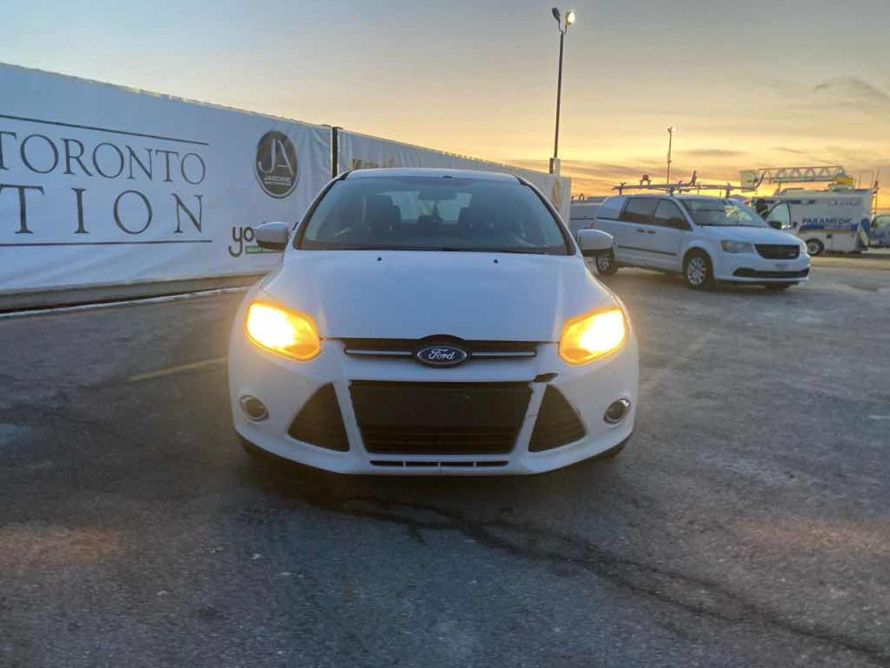 2012 Ford Focus SE - Photo #2