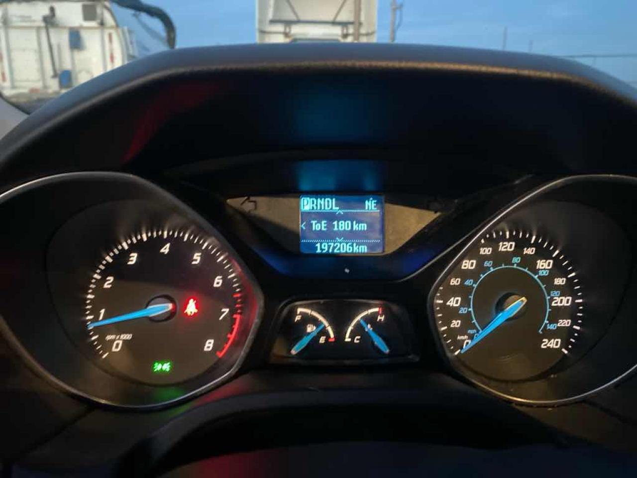 2012 Ford Focus SE - Photo #9