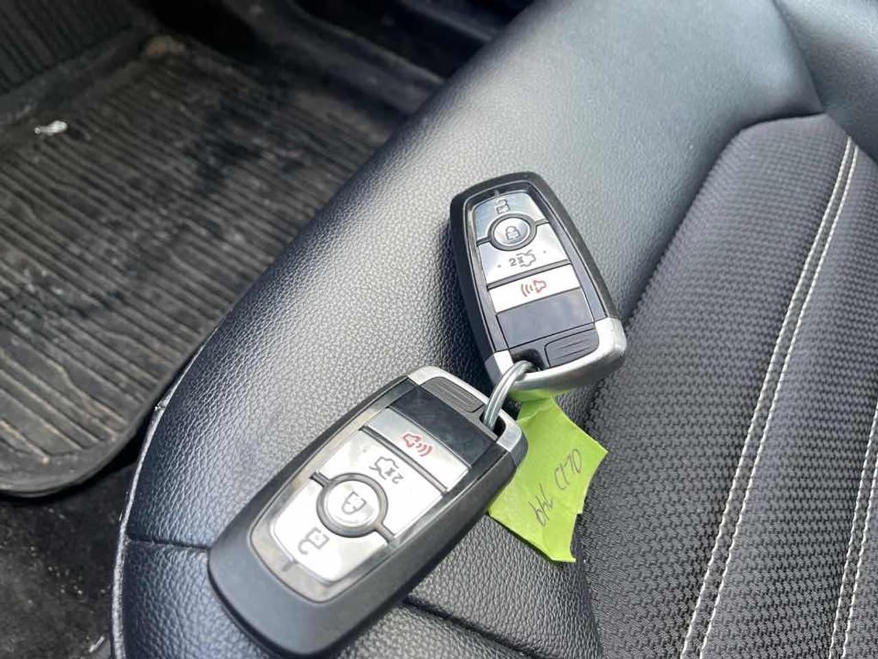 2018 Ford Fusion SE Photo