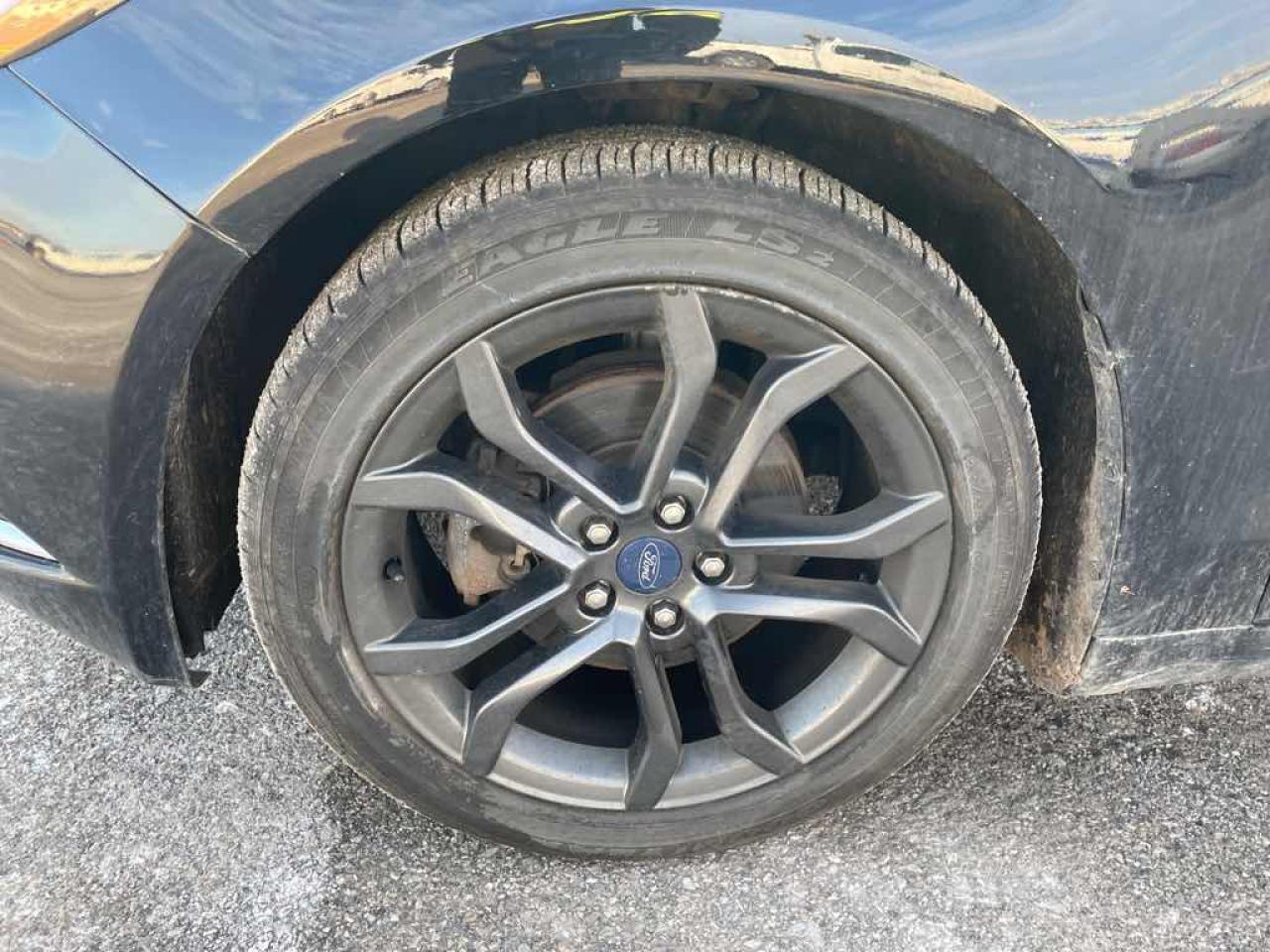 2018 Ford Fusion SE - Photo #14