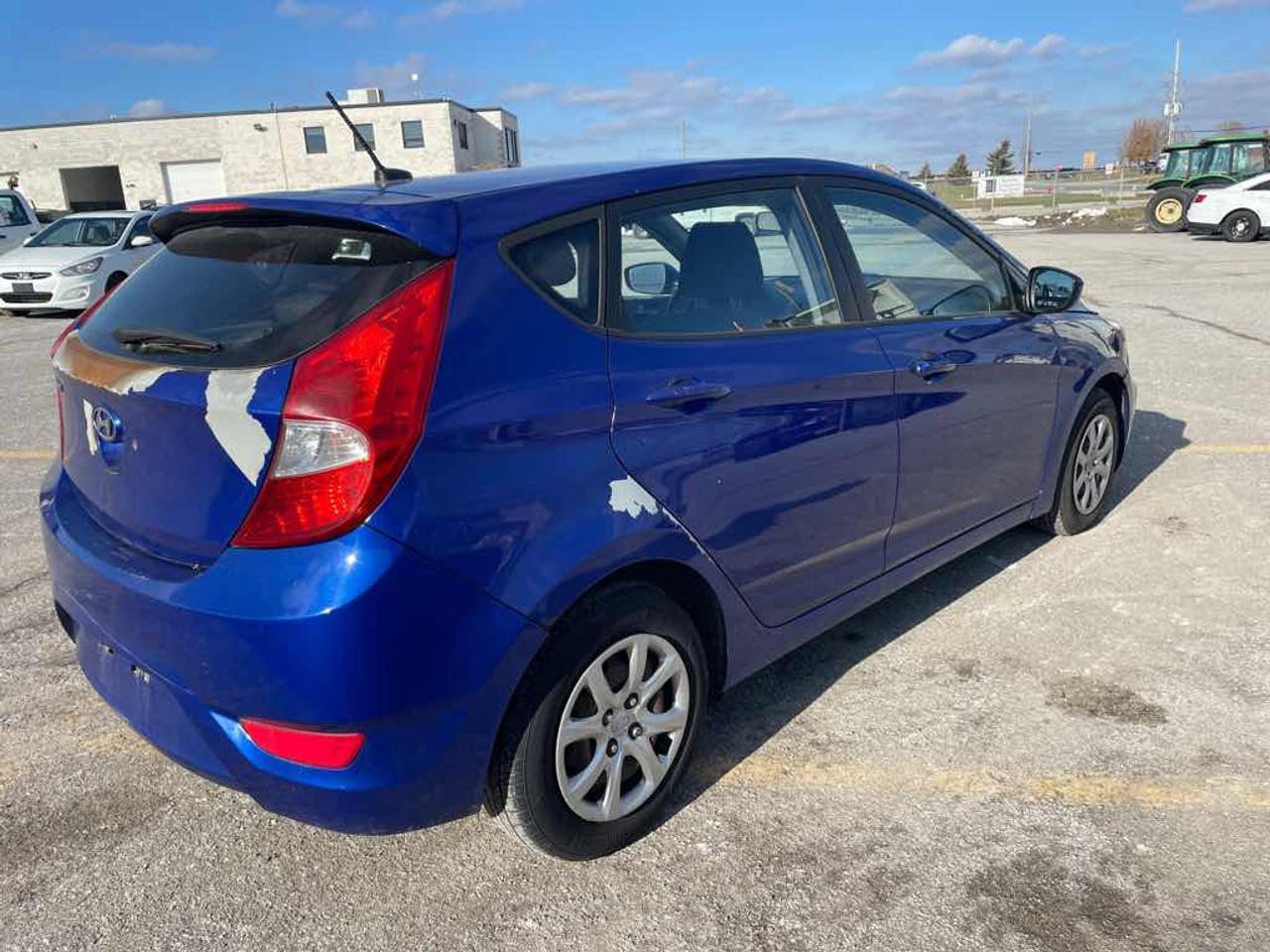 2014 Hyundai Accent  Photo