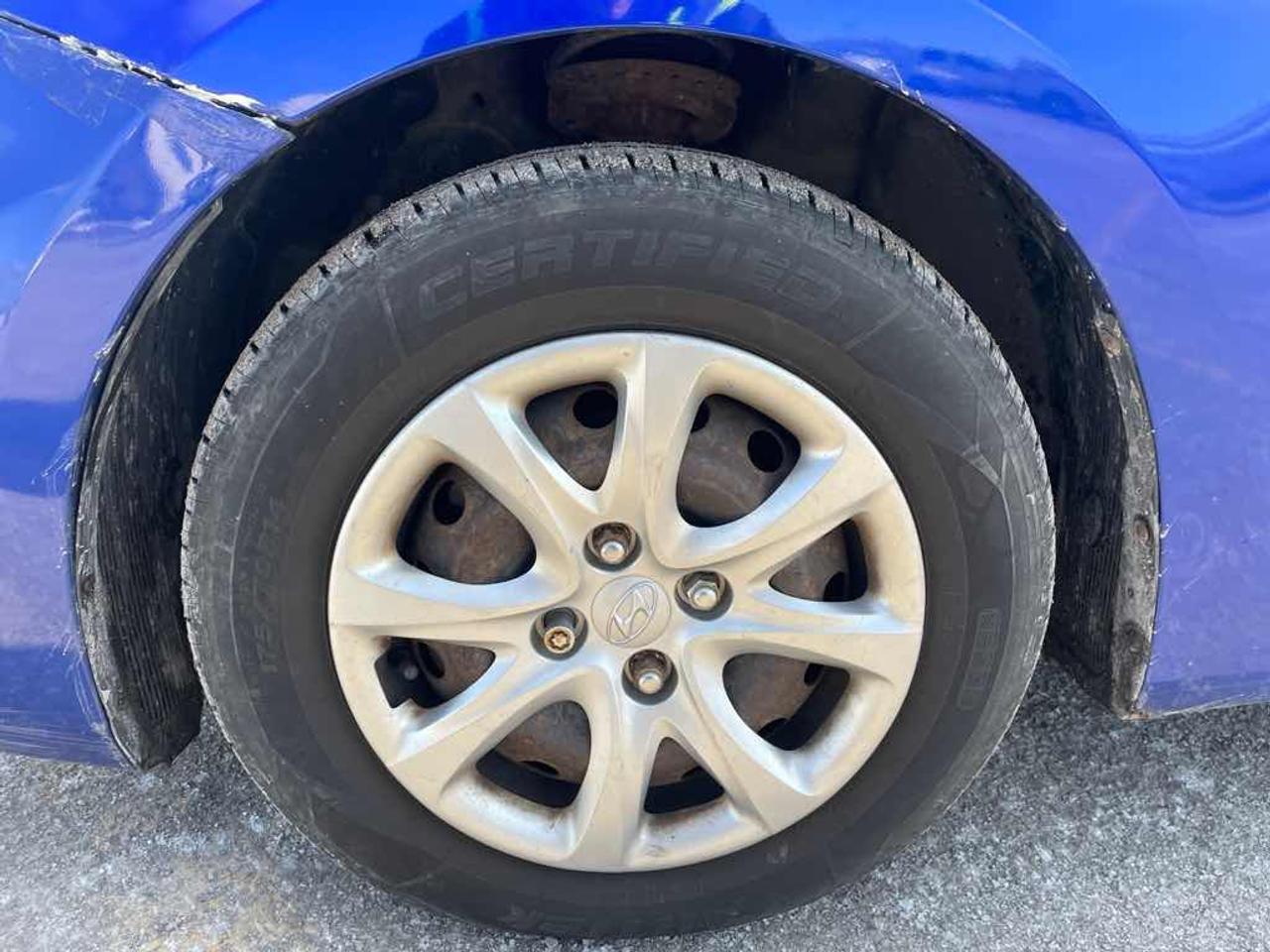 2014 Hyundai Accent  Photo
