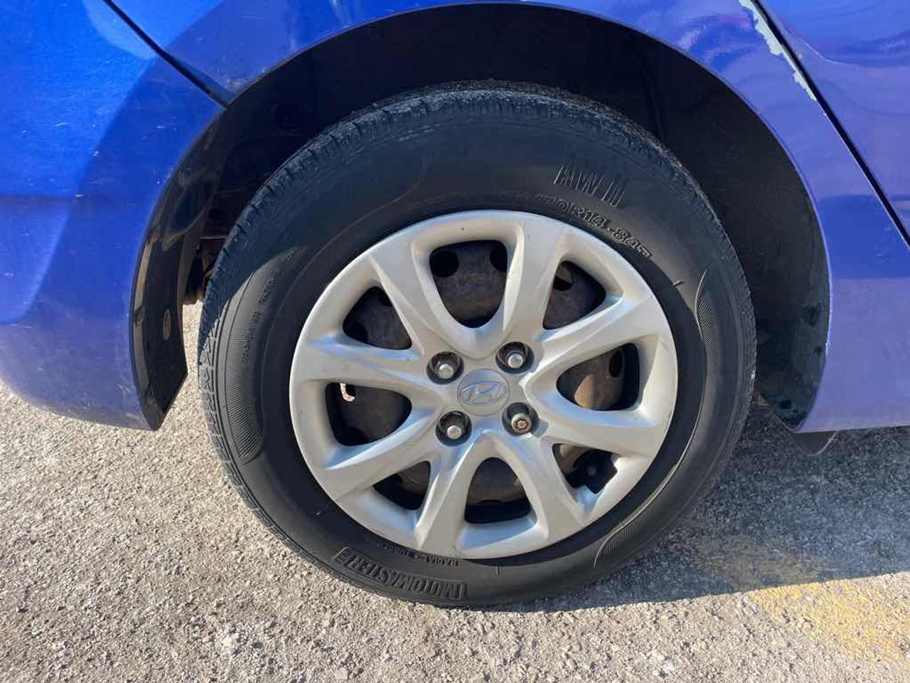 2014 Hyundai Accent  Photo