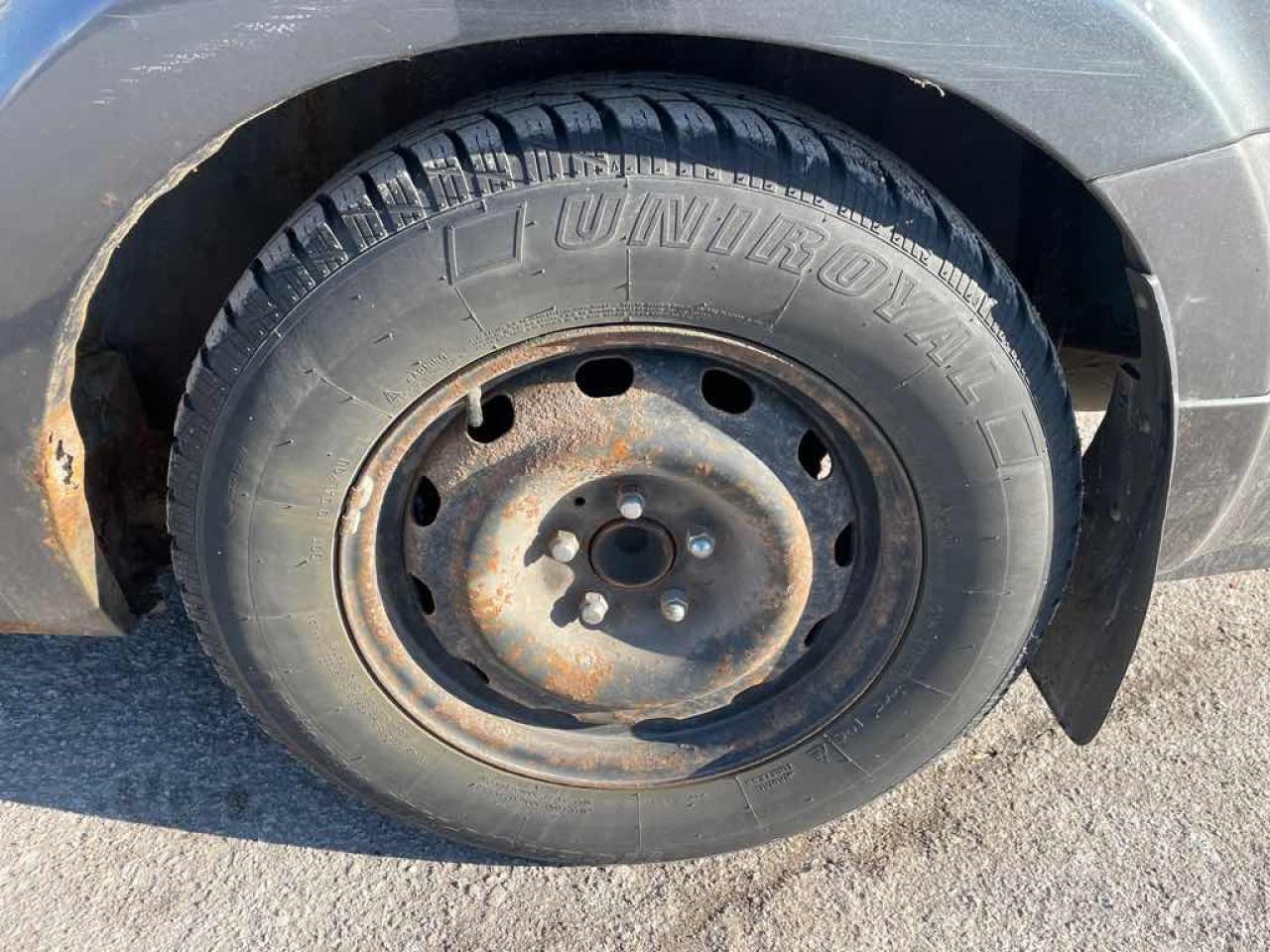 2009 Nissan Quest S - Photo #25