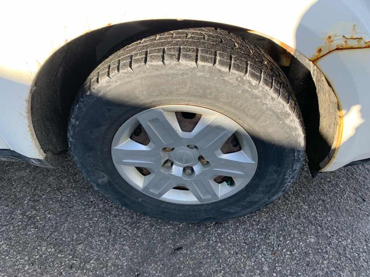 2011 Dodge Journey Express - Photo #17