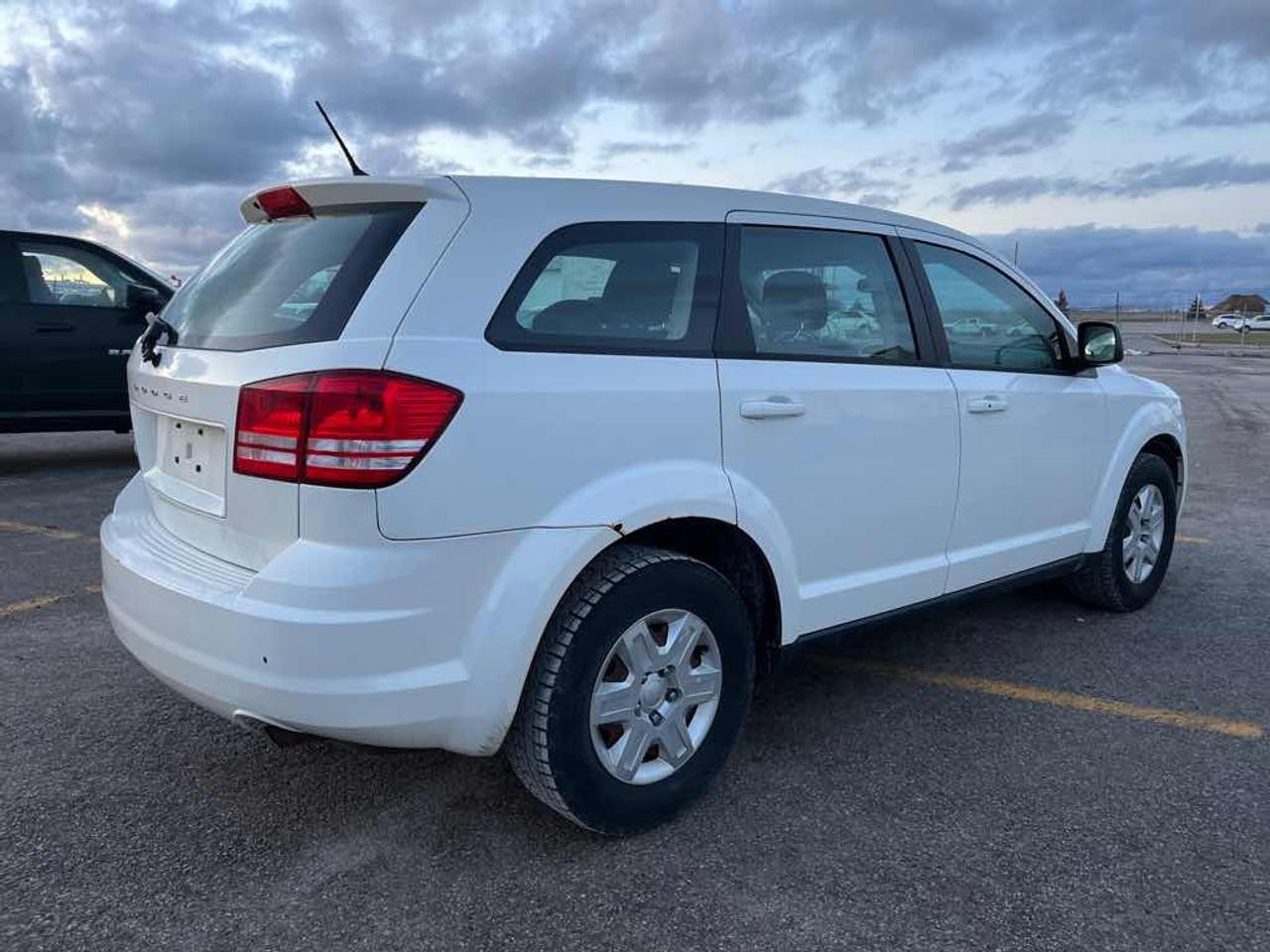 2011 Dodge Journey Express Photo
