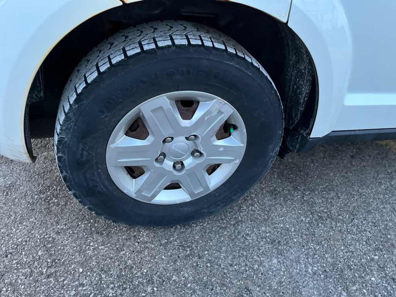 2011 Dodge Journey Express - Photo #16