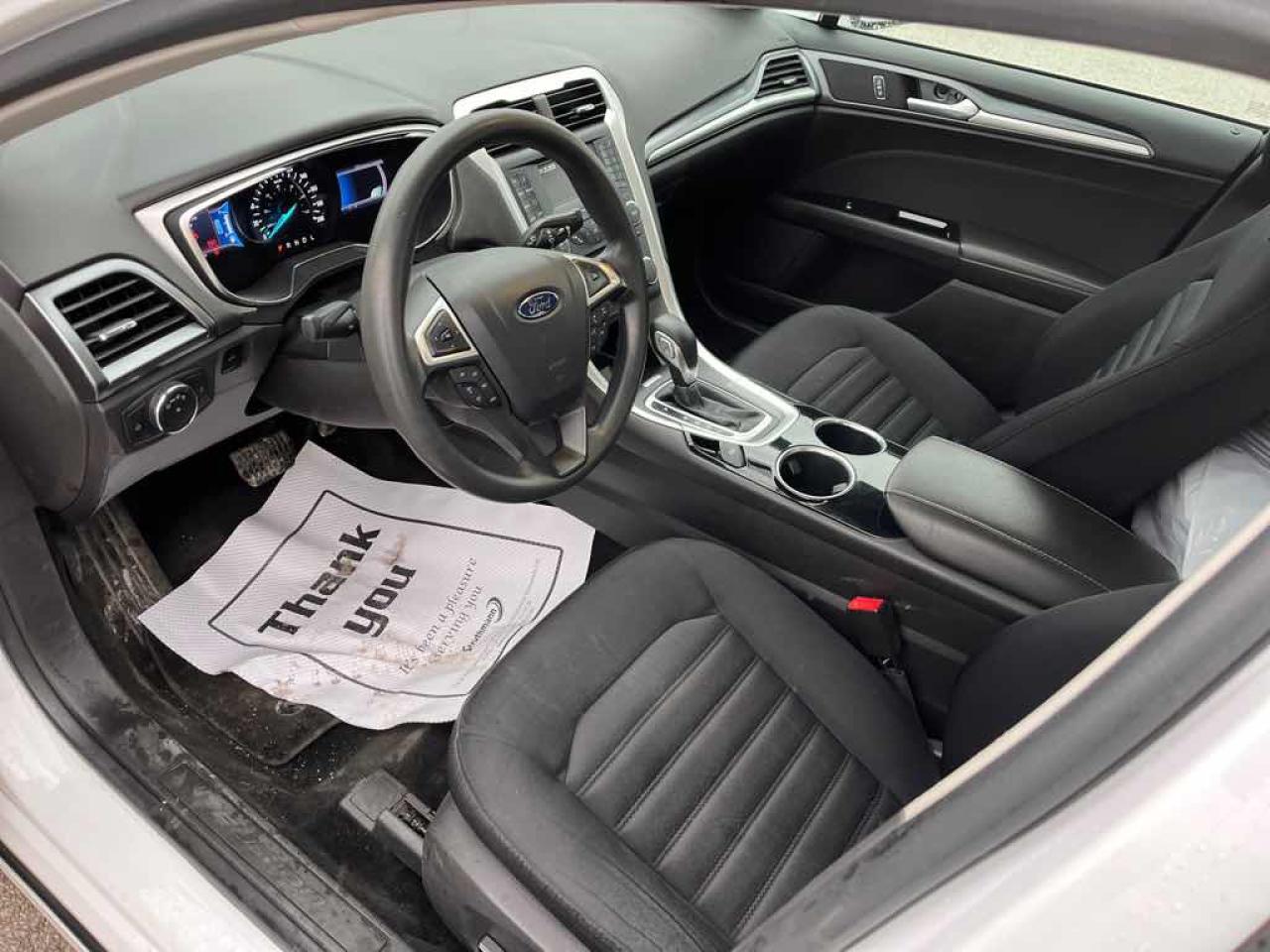 2013 Ford Fusion SE Hybrid - Photo #8