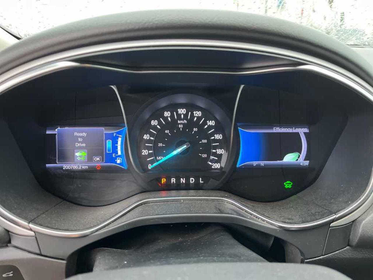 2013 Ford Fusion SE Hybrid - Photo #9