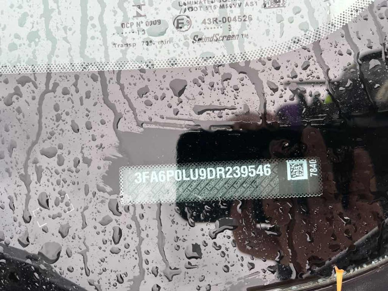 2013 Ford Fusion SE Hybrid Photo