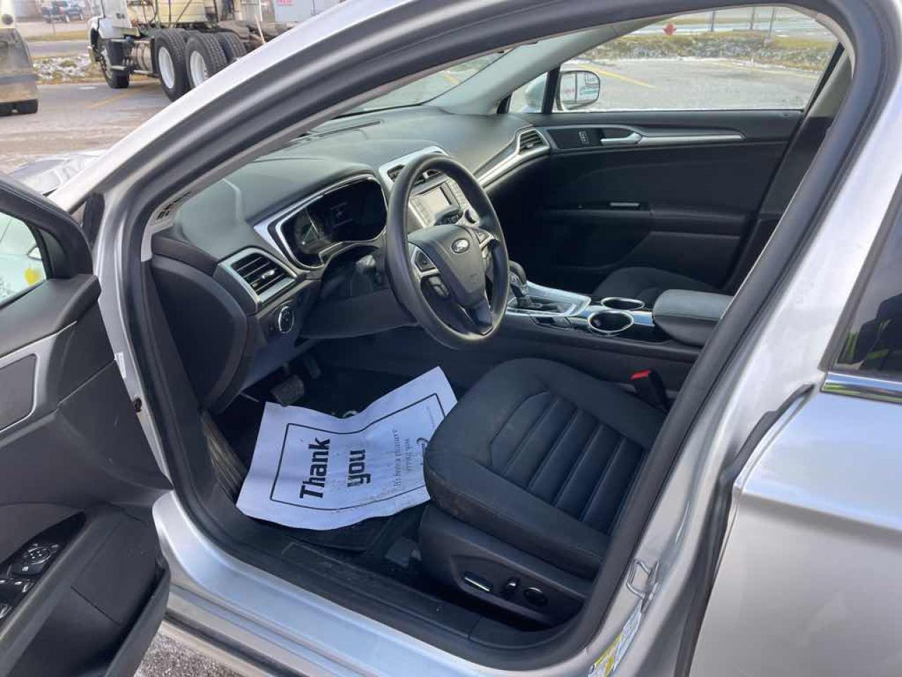 2013 Ford Fusion SE Hybrid - Photo #8