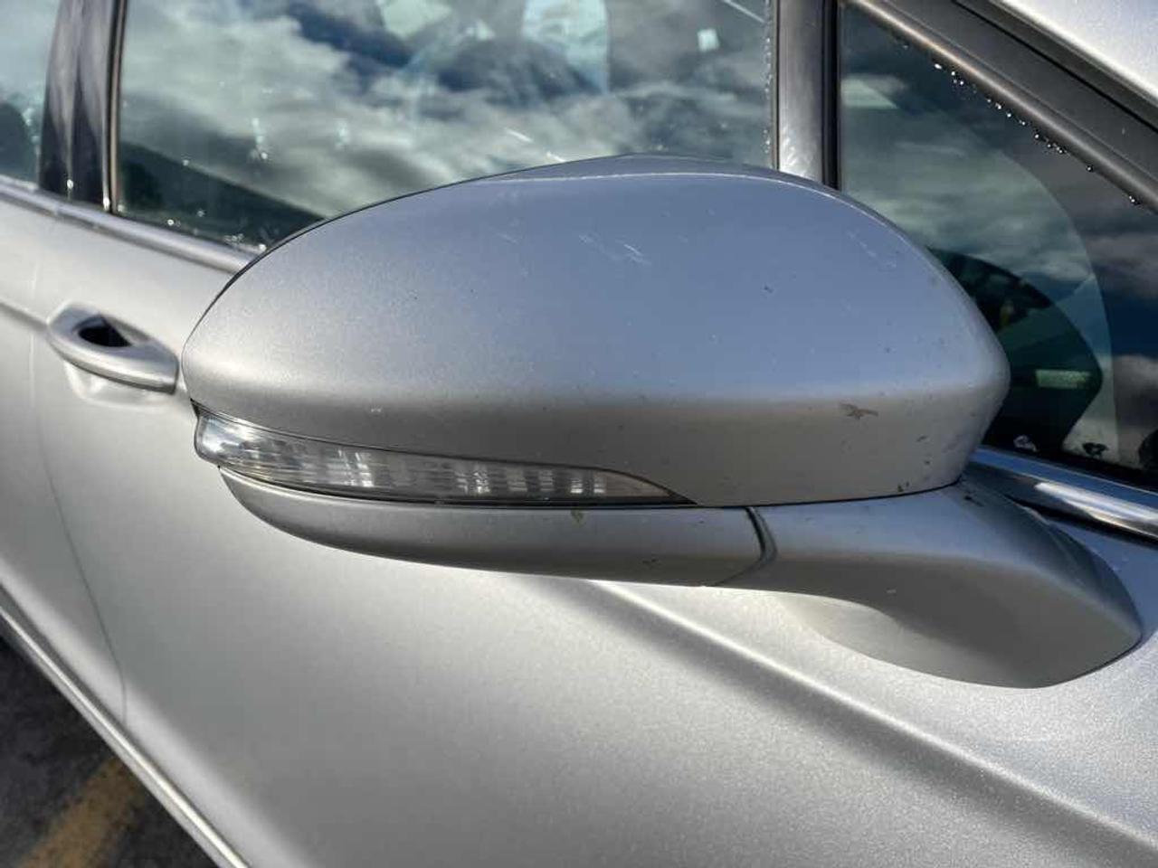 2013 Ford Fusion SE Hybrid Photo