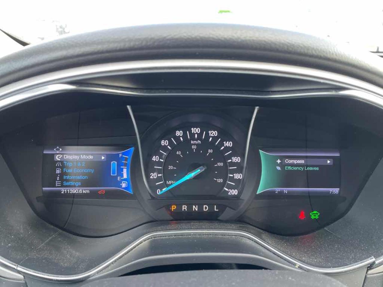 2013 Ford Fusion SE Hybrid - Photo #9