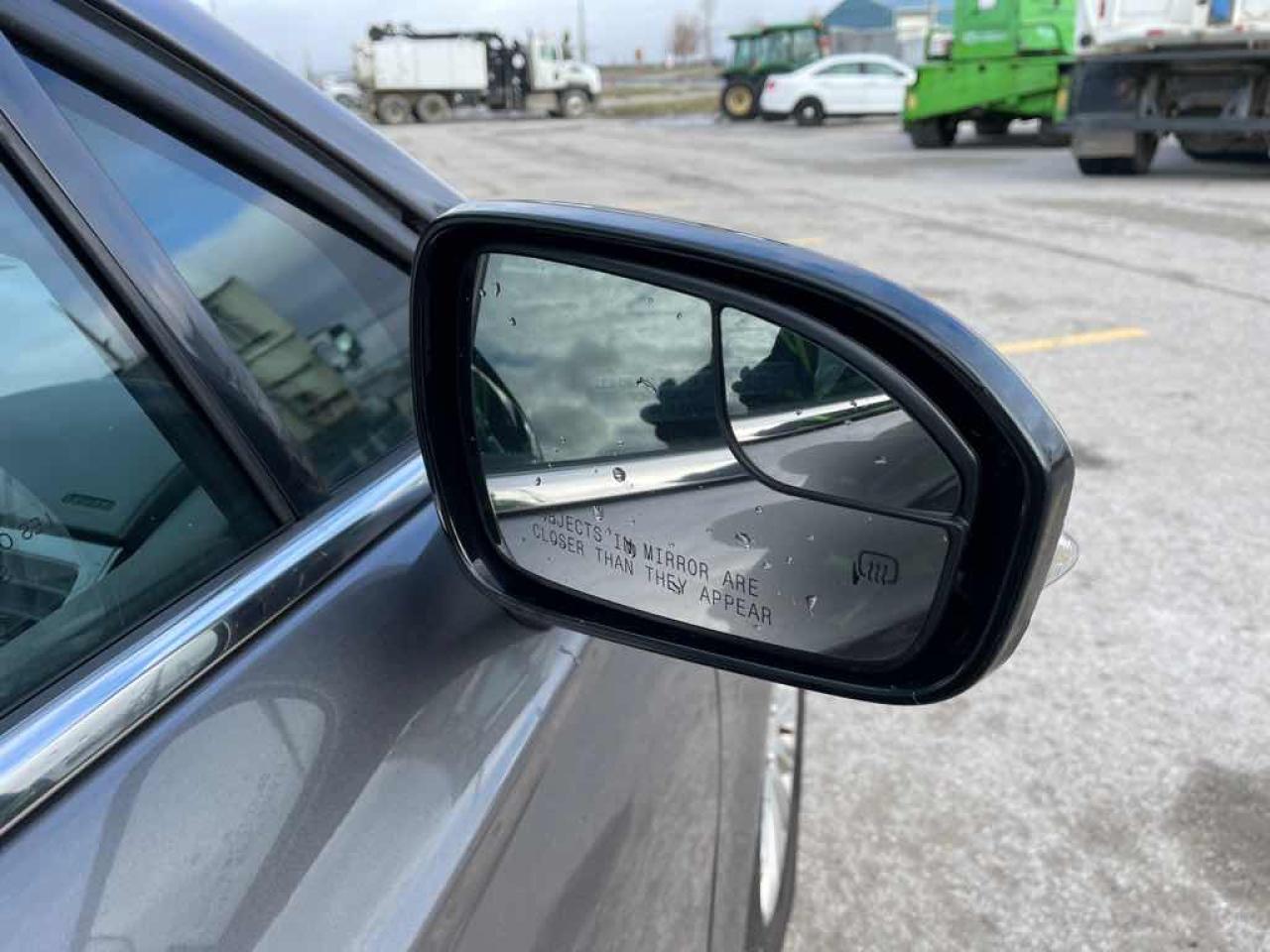 2013 Ford Fusion SE Hybrid - Photo #20