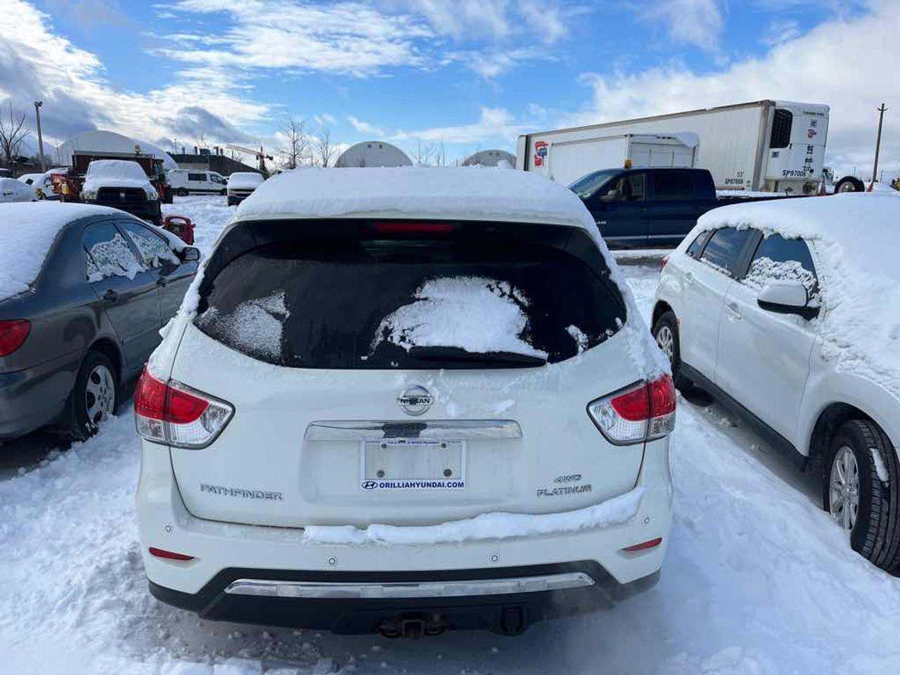 2016 Nissan Pathfinder  Photo