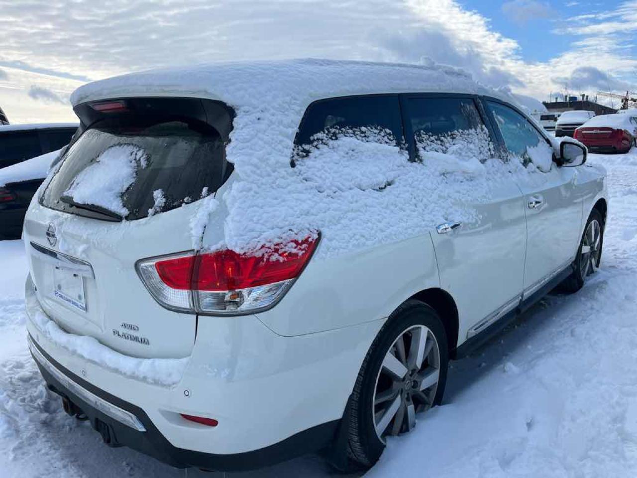 2016 Nissan Pathfinder  Photo