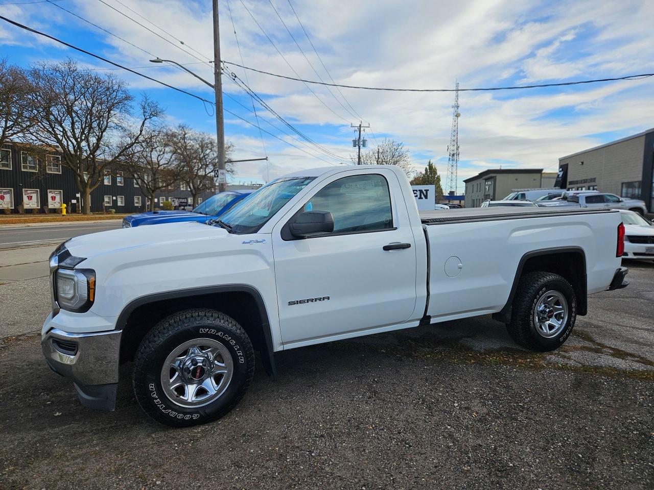Used 2018 GMC C/K 1500 4X4 for sale in Cambridge, ON