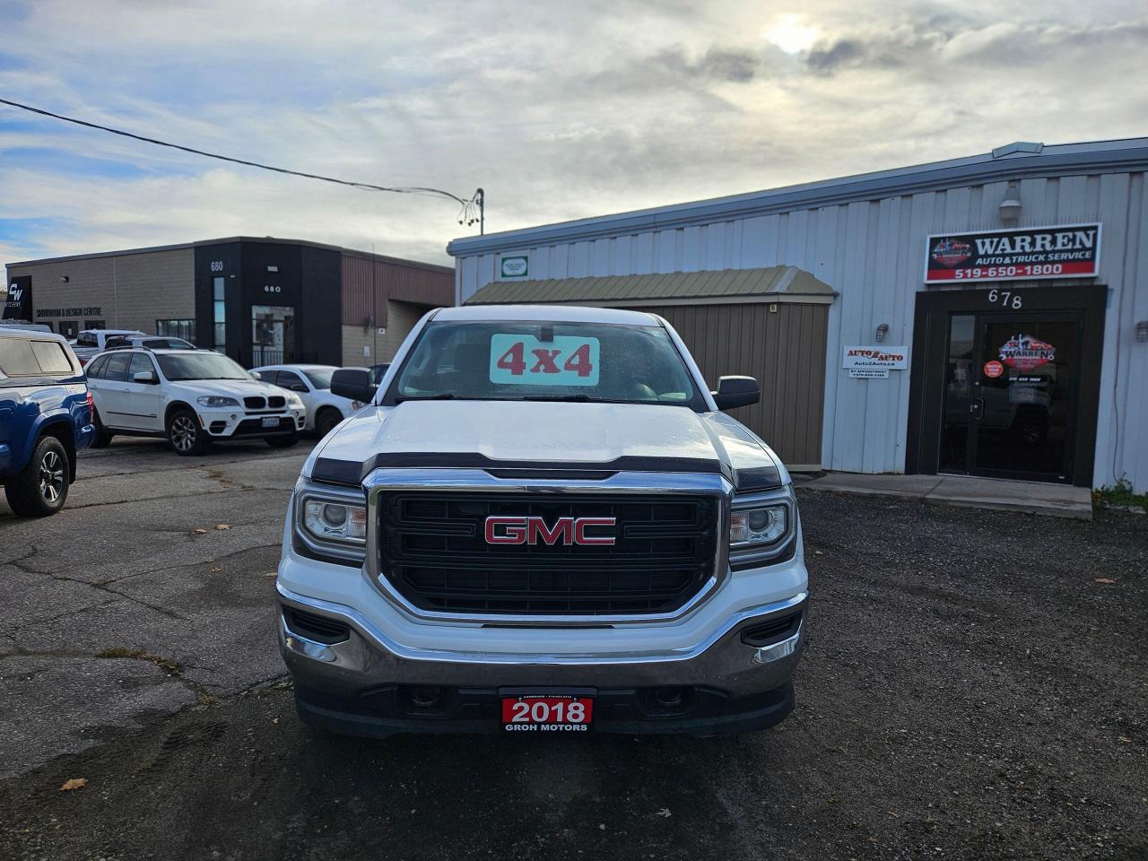 2018 GMC C/K 1500 4X4 - Photo #2