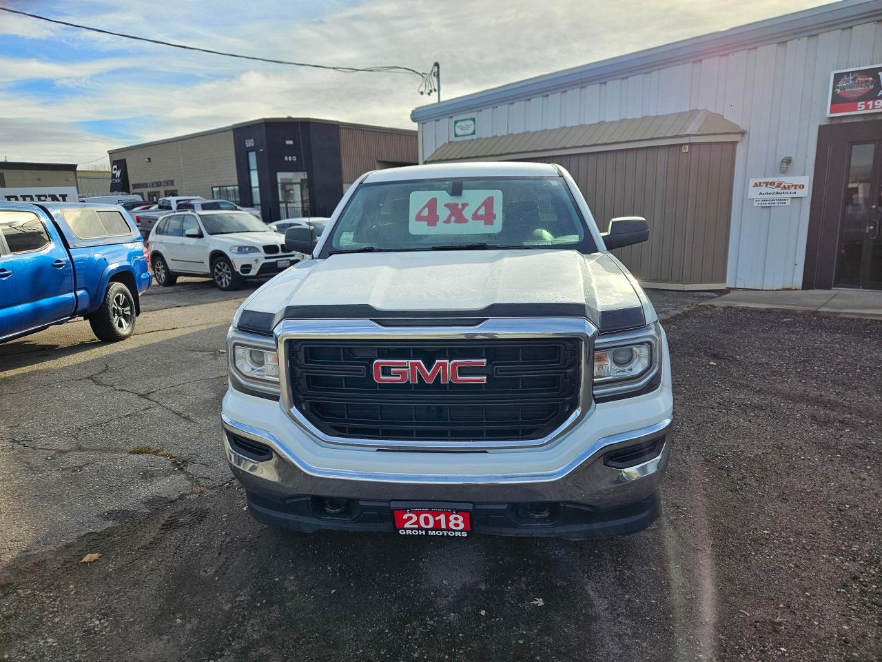 2018 GMC C/K 1500 4X4 Photo3