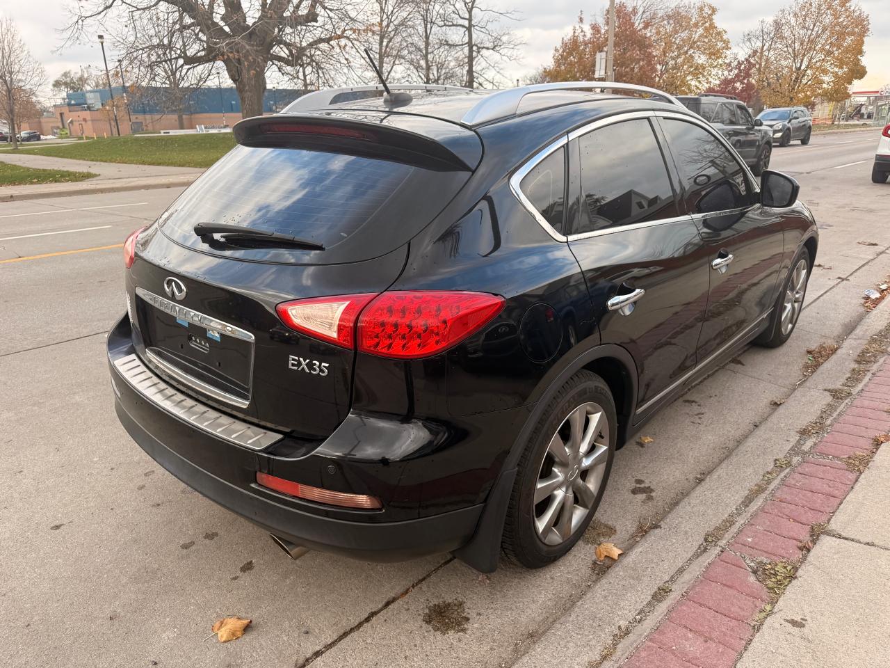 2010 Infiniti EX35 AWD 4dr Journey - Photo #8