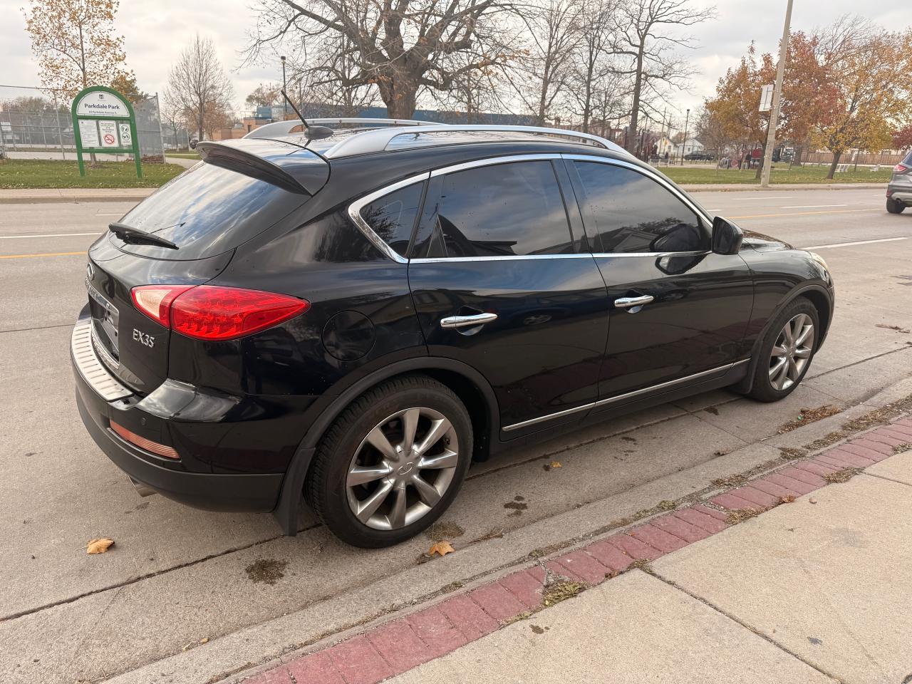 2010 Infiniti EX35 AWD 4dr Journey - Photo #9