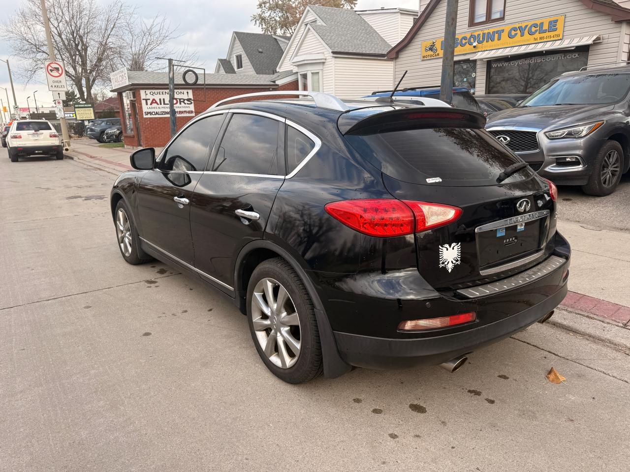 2010 Infiniti EX35 AWD 4dr Journey - Photo #11