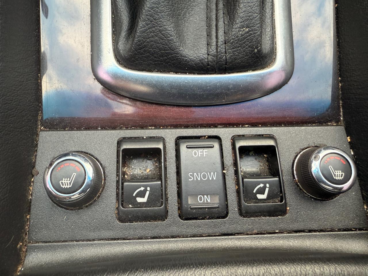 2010 Infiniti EX35 AWD 4dr Journey - Photo #28