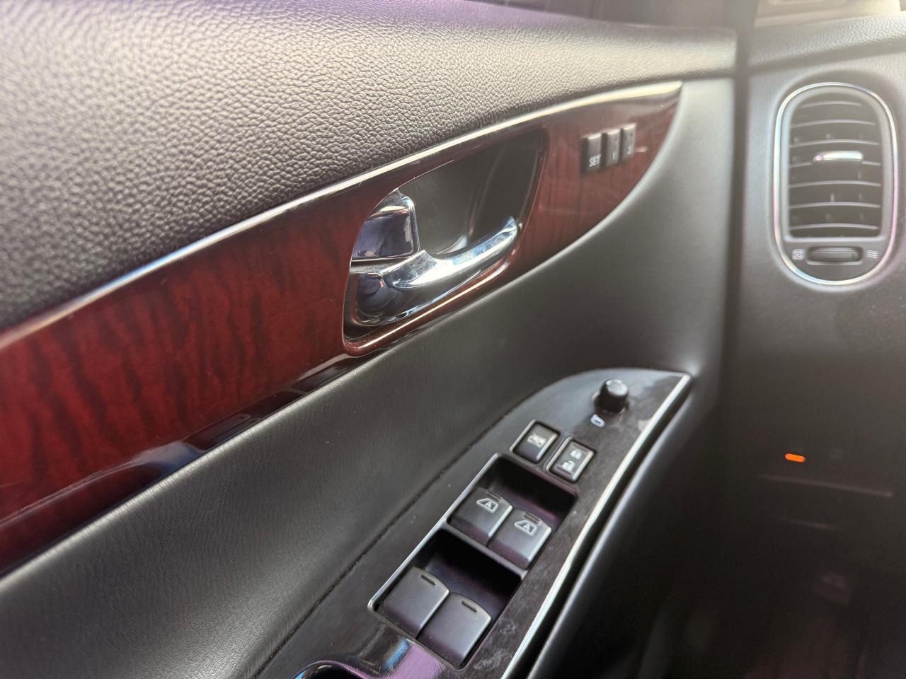 2010 Infiniti EX35 AWD 4dr Journey - Photo #31