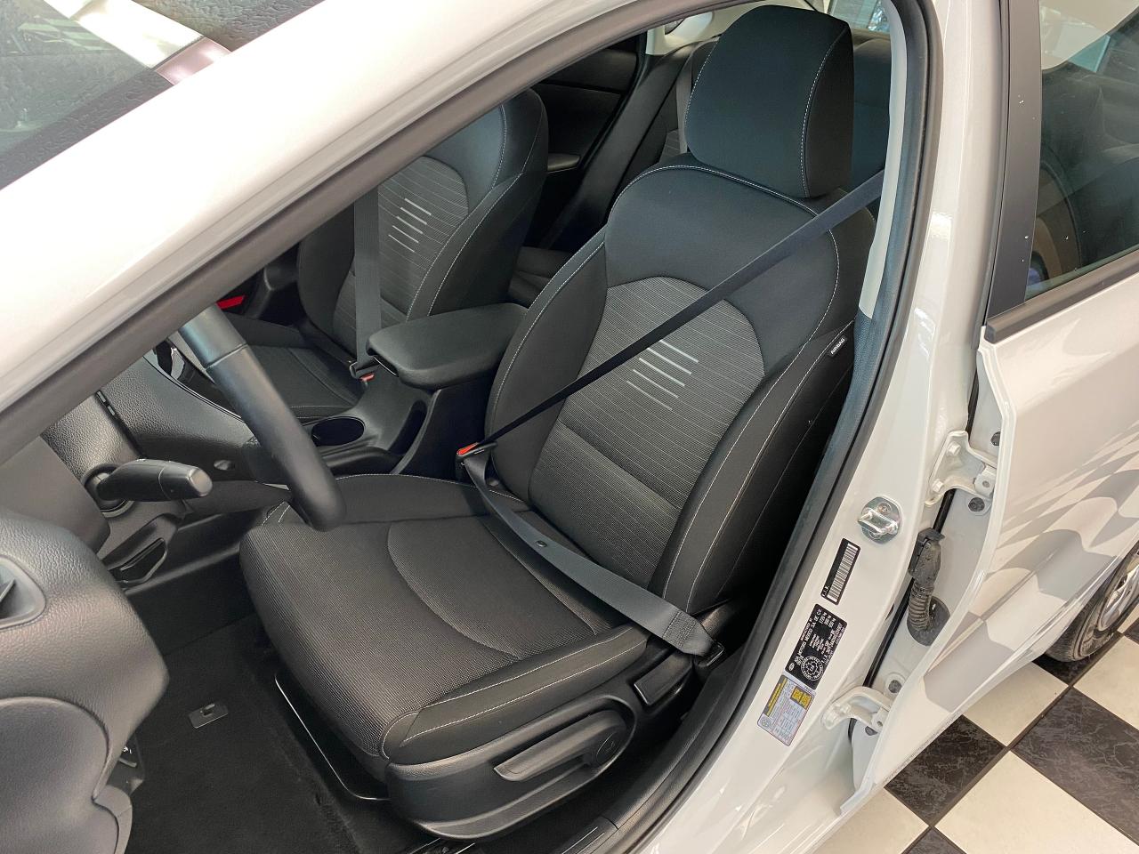 2021 Kia Forte LX+New Tires+Brakes+ApplePlay+CLEAN CARFAX Photo18