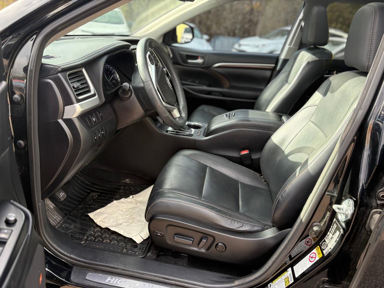 2015 Toyota Highlander LIMITED,7 PASSENGERS,PANO ROOF,SAFETY+WARRANTY INC Photo