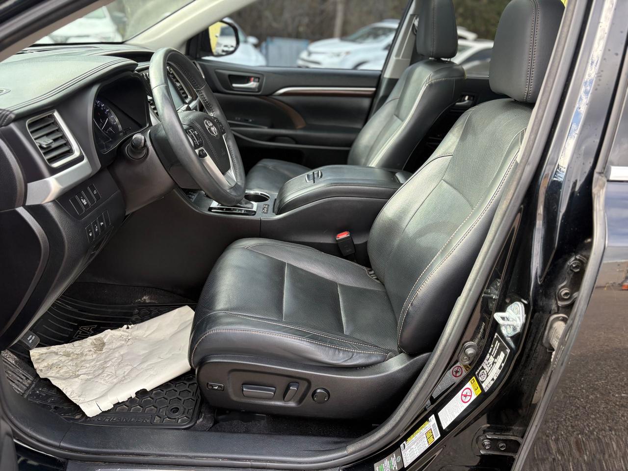 2015 Toyota Highlander LIMITED,7 PASSENGERS,PANO ROOF,SAFETY+WARRANTY INC Photo