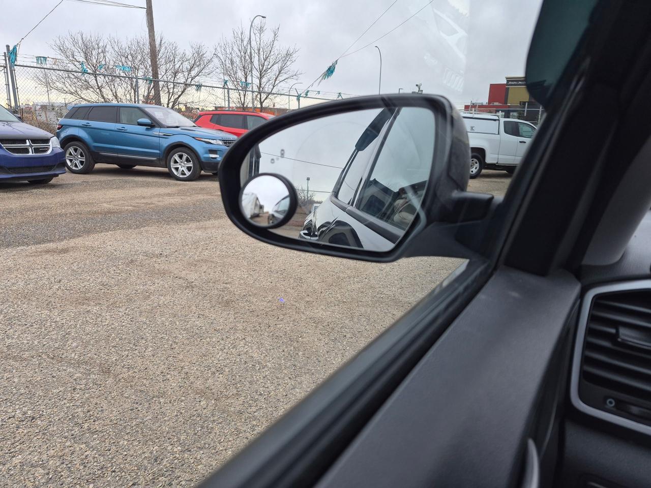 2018 Hyundai Tucson 2.0L SE AWD, Leather, Pano Roof, BU Cam, Htd Steer - Photo #9