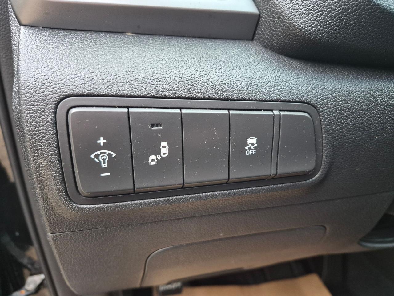 2018 Hyundai Tucson 2.0L SE AWD, Leather, Pano Roof, BU Cam, Htd Steer - Photo #21