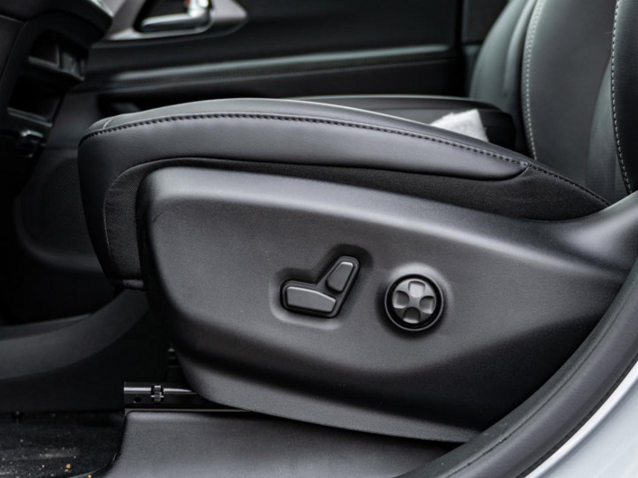 2026 Dodge Grand Caravan SXT Photo