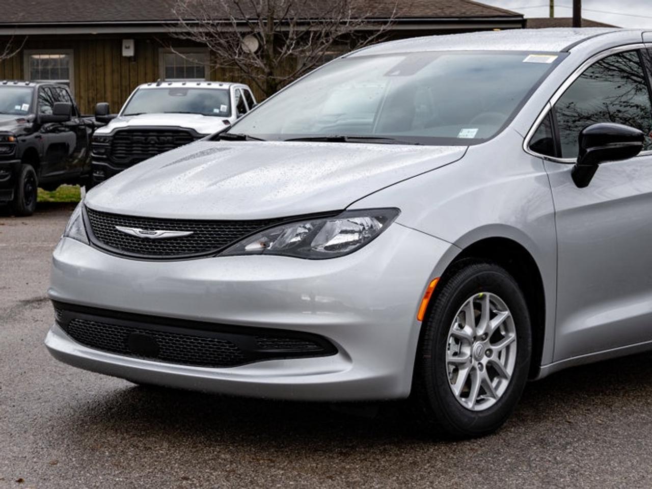 2026 Dodge Grand Caravan SXT Photo
