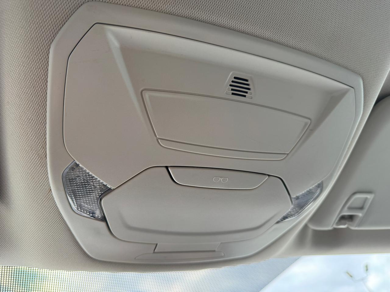 2017 Ford Escape SE+Camera+Bluetooth+New Brakes+A/C Photo