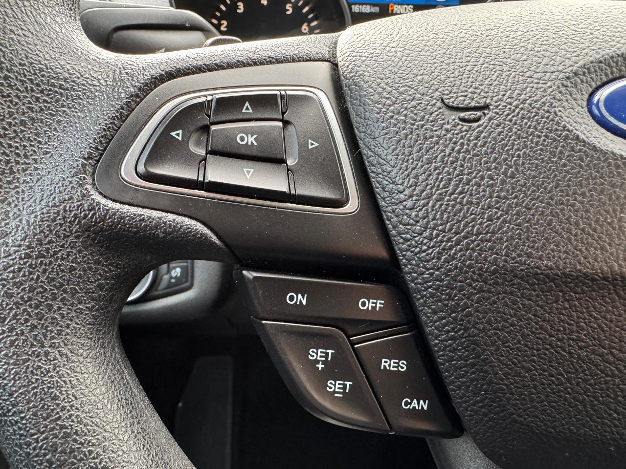 2017 Ford Escape SE+Camera+Bluetooth+New Brakes+A/C Photo91