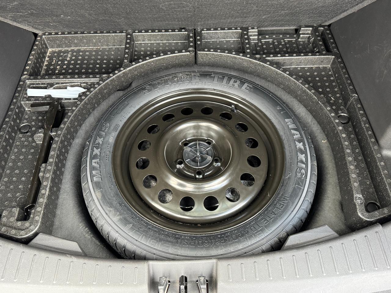 2017 Ford Escape SE+Camera+Bluetooth+New Brakes+A/C Photo