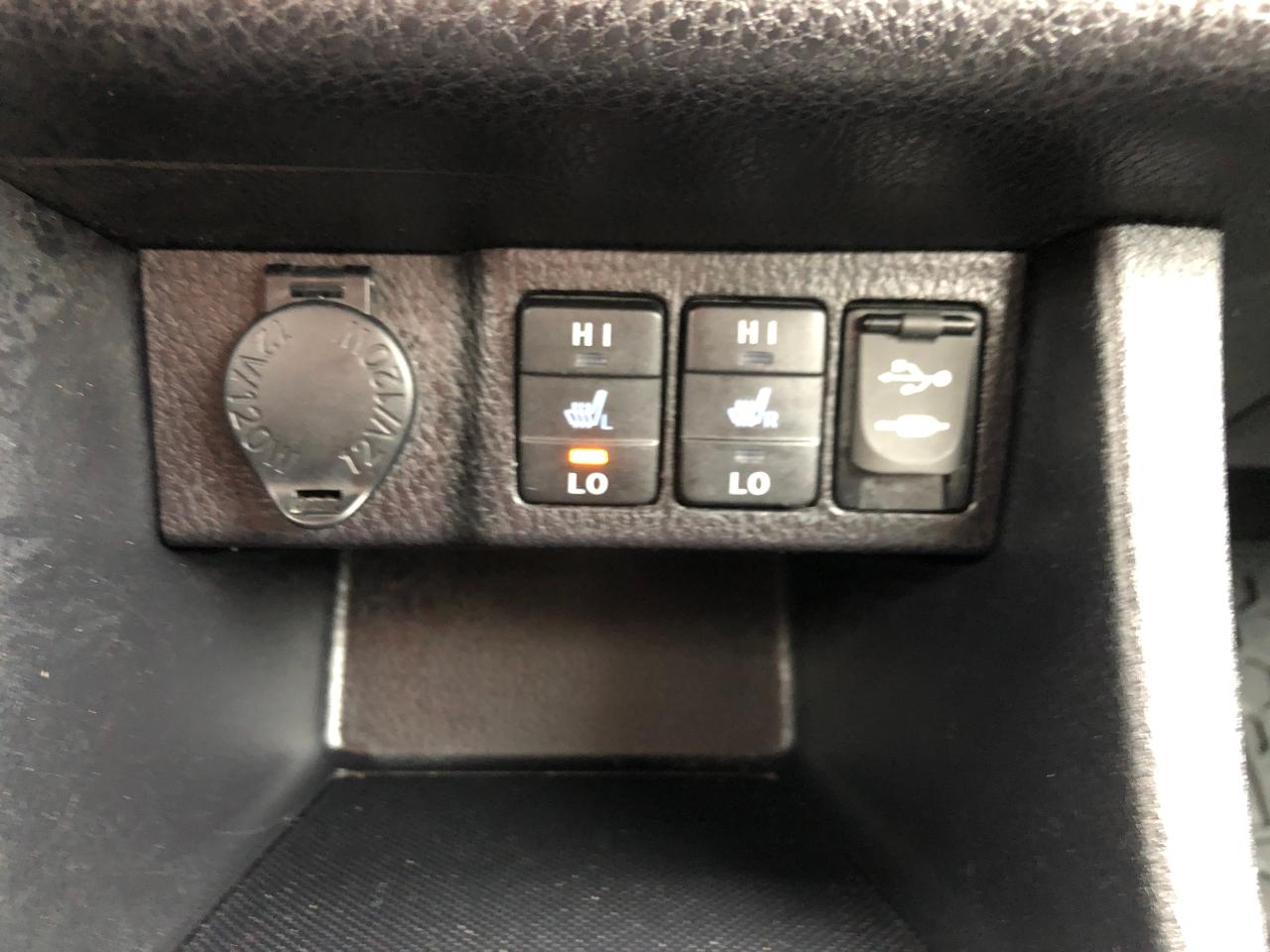 2017 Toyota Corolla LE / B.CAM / S.ROOF / MOONROOF Photo34