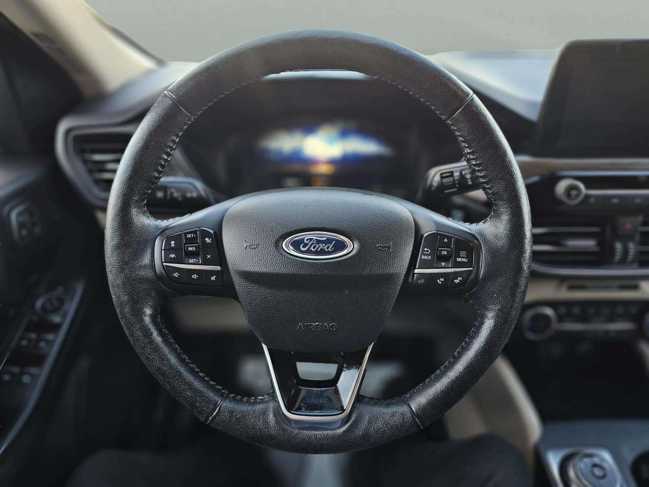 2020 Ford Escape TITANIUM HYBRID AWD - Photo #12