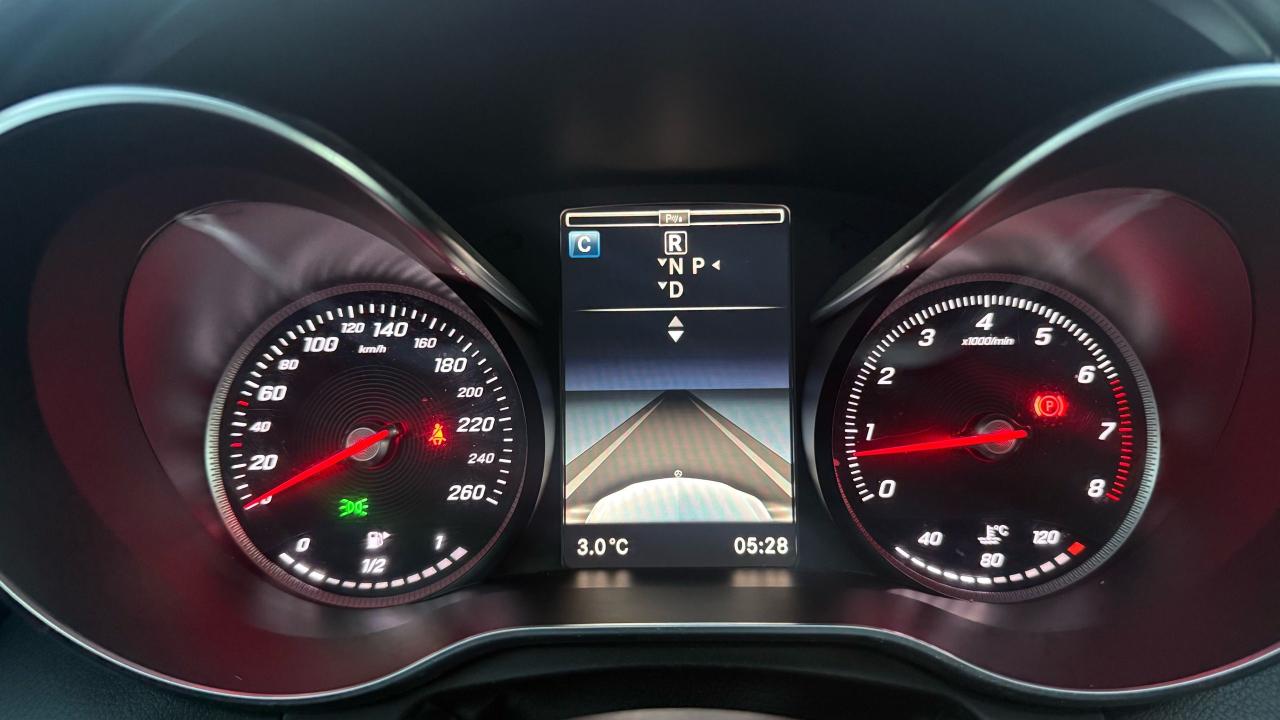 2015 Mercedes-Benz C-Class C 400 - Photo #17