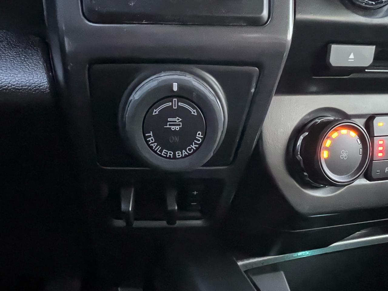 2017 Ford F-150 4WD SuperCrew 145" SPORT 5.0L V8 Photo