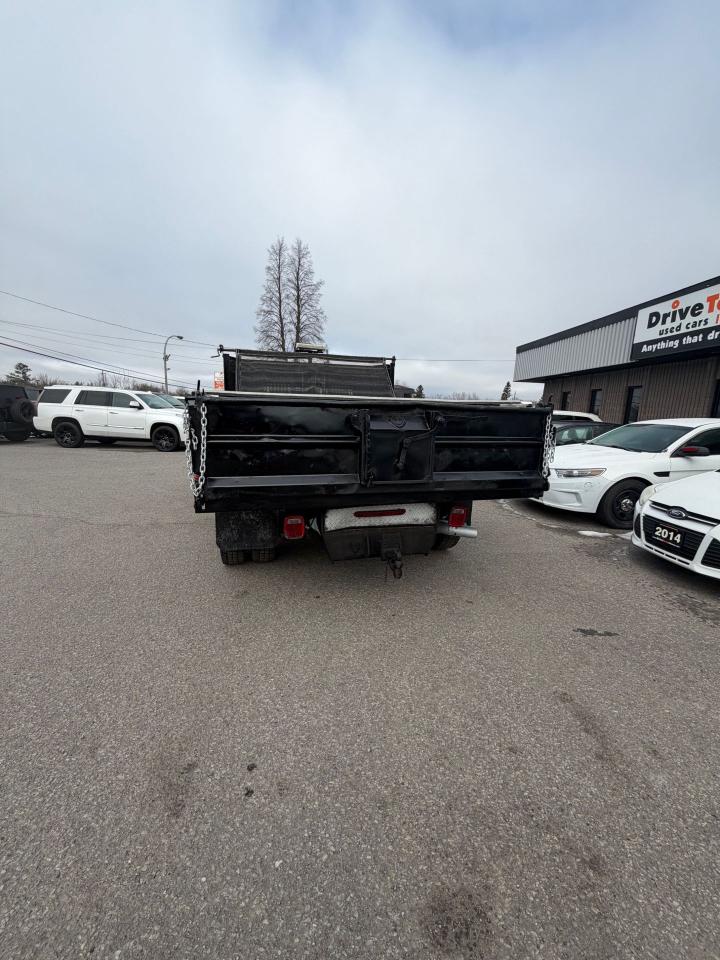 2013 Ford F-550 XL Photo4