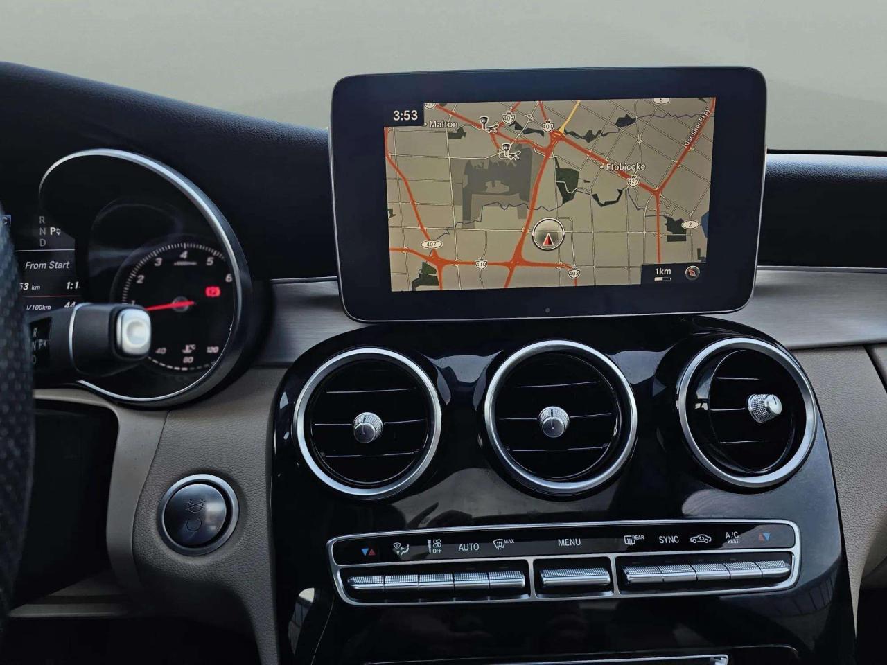 2016 Mercedes-Benz C-Class 4dr Sdn C 300 4MATIC - Photo #16