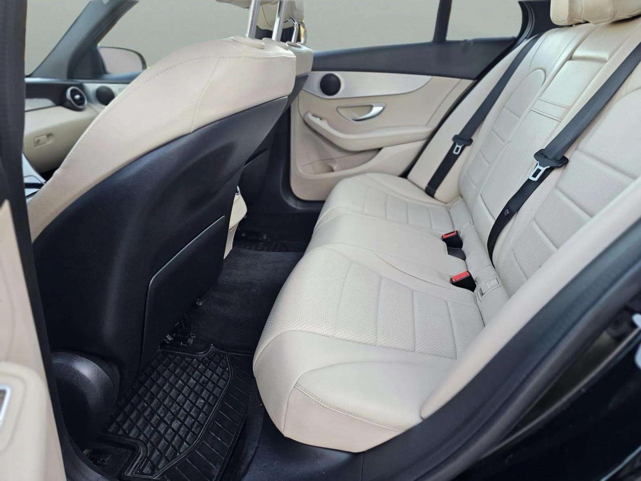 2016 Mercedes-Benz C-Class 4dr Sdn C 300 4MATIC - Photo #20