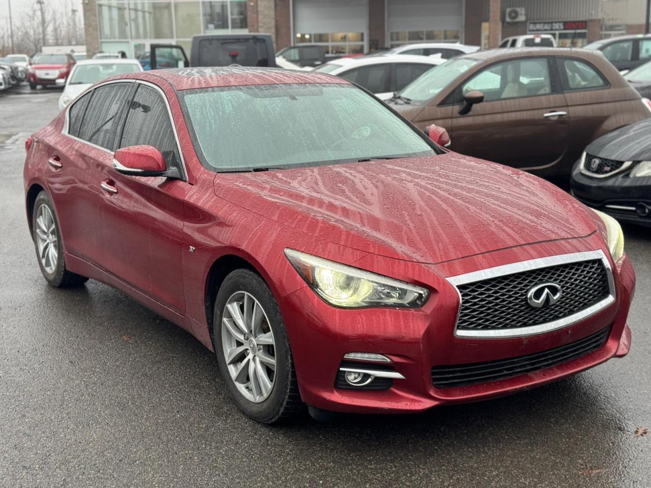 2014 Infiniti Q50 Premium - Photo #2