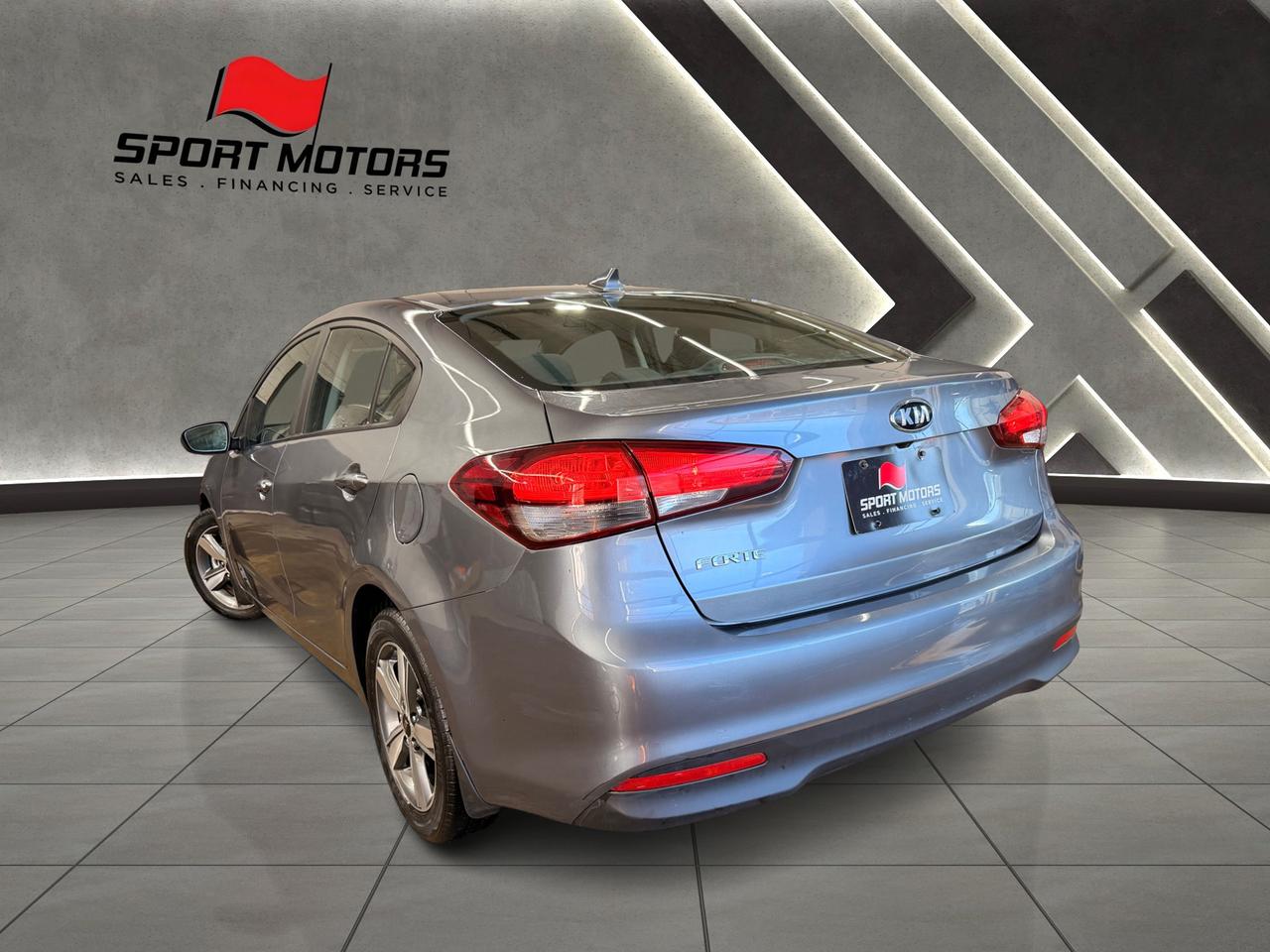 2018 Kia Forte LX+ApplePlay+Camera+Heated Seats+CLEAN CARFAX Photo